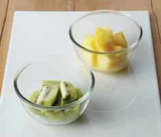Kale-celery-pineapple-juice-1