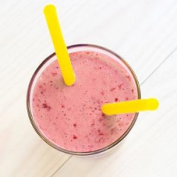 Strawberry Smoothie High in Antioxidants